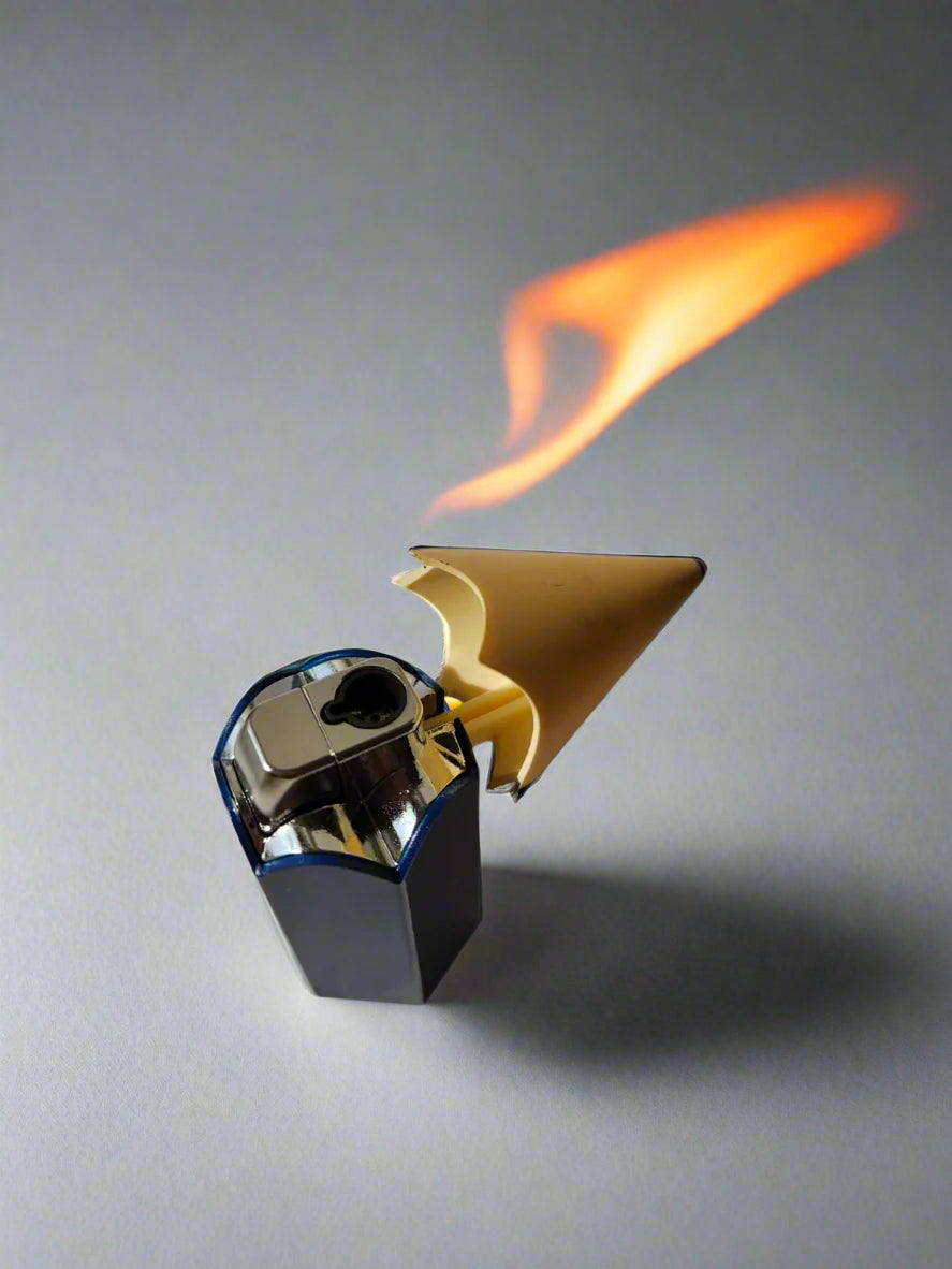 Sharp Style – Pencil-Shaped Refillable Gas Lighter ✏️🔥